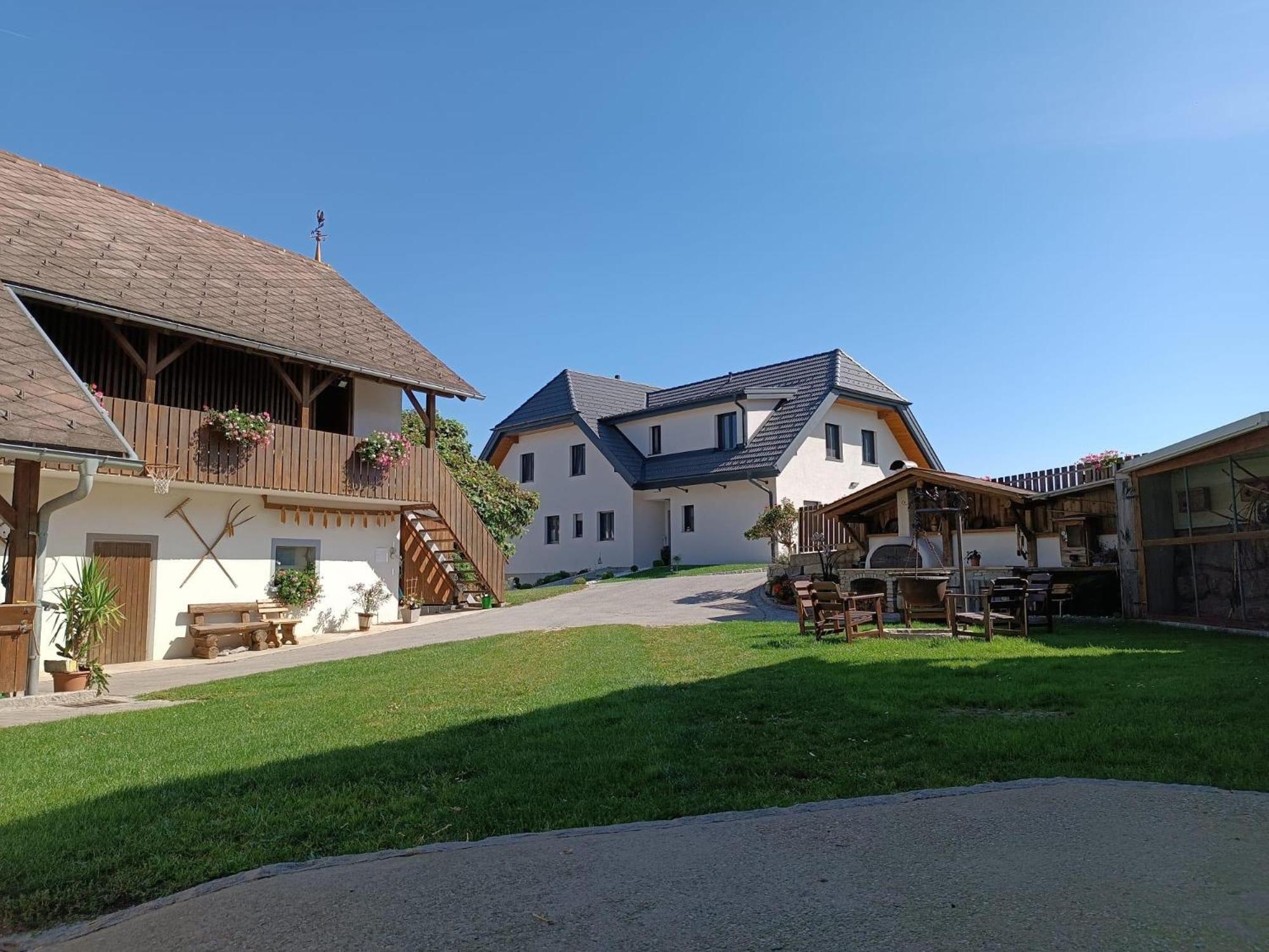 Erlebnishof Koenig-Kober Villa Poellau Kültér fotó