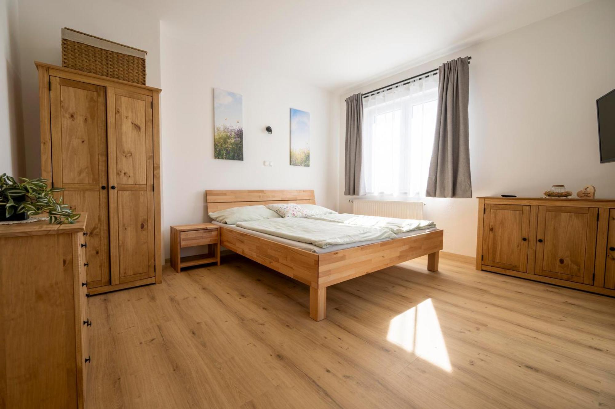 Erlebnishof Koenig-Kober Villa Poellau Kültér fotó